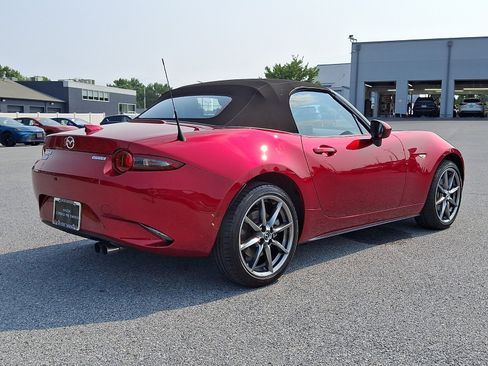 Certified 2021 MAZDA MX-5 Miata Grand Touring RWD image 11