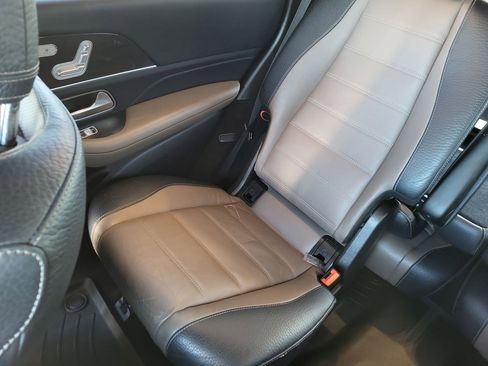 Used 2020 Mercedes-Benz GLS 450 4MATIC image 12