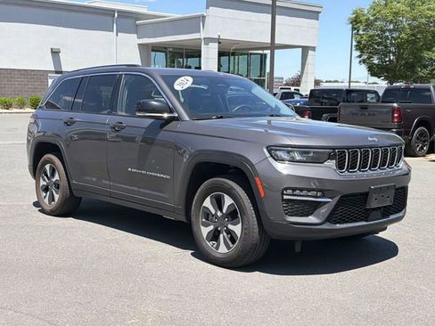 Used 2024 Jeep Grand Cherokee Limited 4xe AWD/4WD image 15