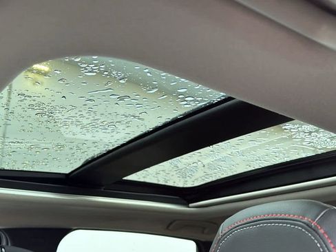 New 2026 Nissan Kicks SR w/ SR Premium Package image 18