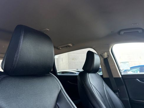 Certified 2023 Lincoln Nautilus FWD w/ Premium Package image 16