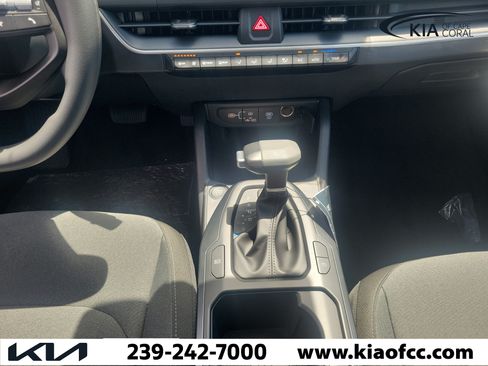 New 2026 Kia K4 FWD image 19