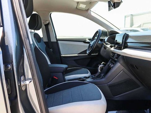 Used 2025 Volkswagen Taos S AWD/4WD image 16