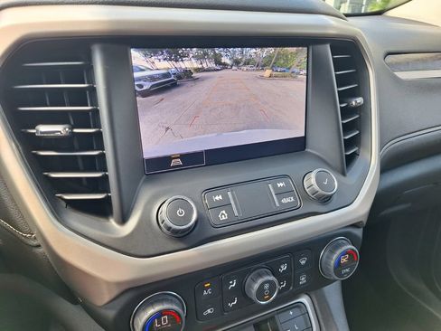 Used 2023 GMC Acadia Denali FWD image 17
