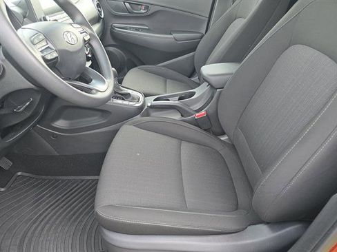 Used 2023 Hyundai Kona SEL image 9