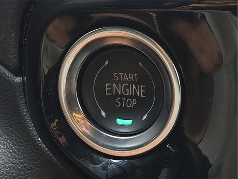 Used 2025 Chevrolet Silverado 1500 ZR2 w/ Technology Package image 16