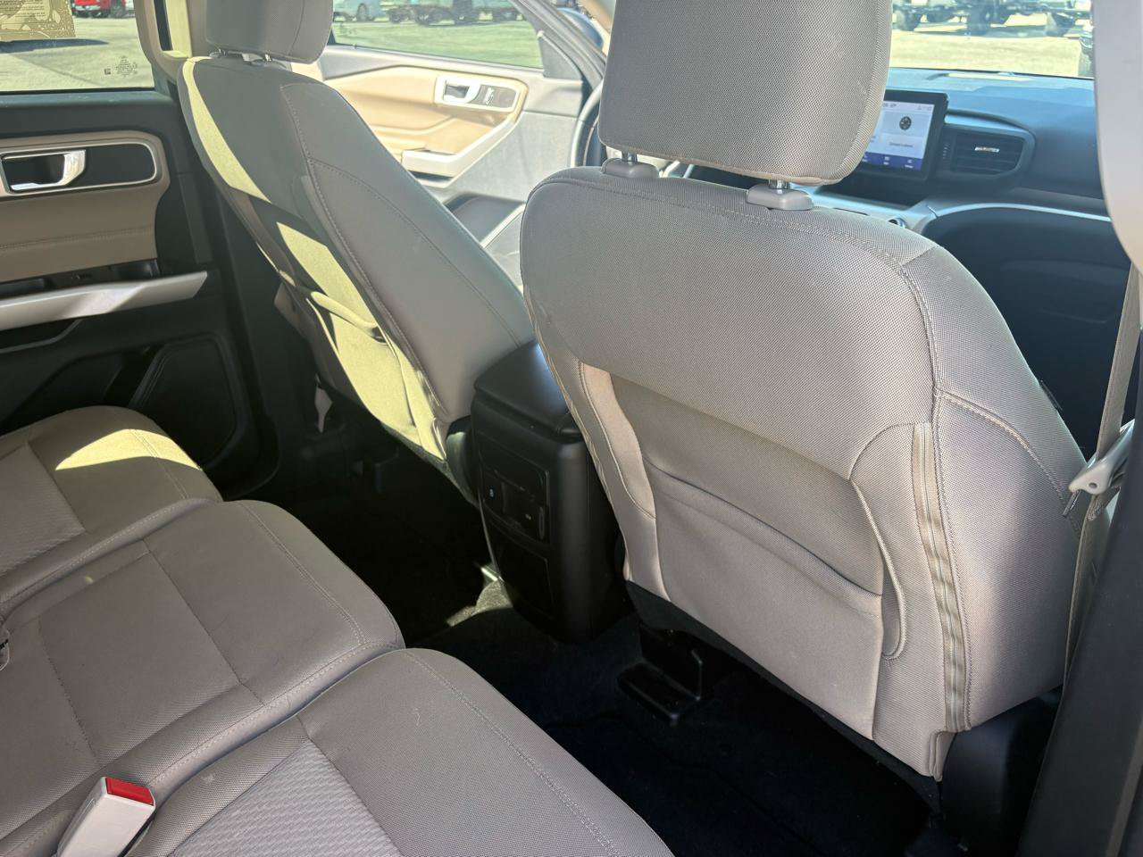Certified 2022 Ford Explorer XLT RWD image 46