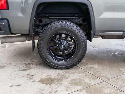 Used 2018 GMC Sierra 2500 Denali image 35