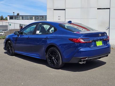New 2026 Toyota Camry SE AWD/4WD image 5