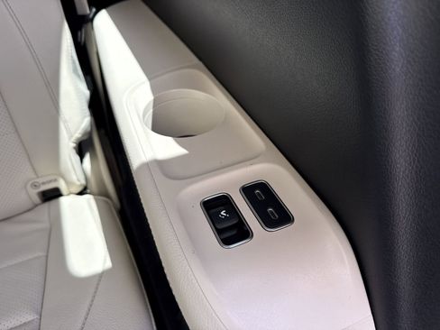 New 2026 Mercedes-Benz GLS 450 4MATIC image 17