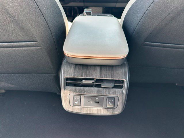 Certified 2024 Nissan Ariya AWD image 28