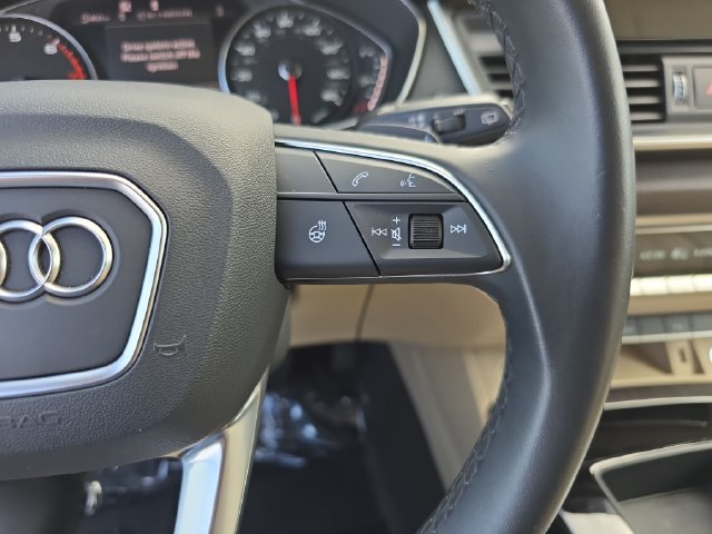 Used 2024 Audi Q5 2.0T Premium AWD/4WD image 21