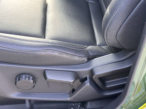 New 2025 Ford Bronco Badlands image 16