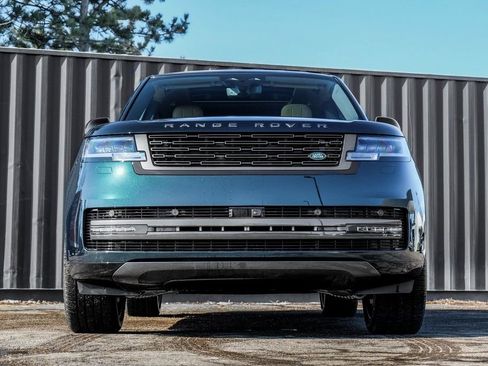 New 2026 Land Rover Range Rover Long Wheelbase SE AWD/4WD image 5