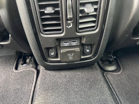 Used 2025 Dodge Durango R/T AWD/4WD image 15