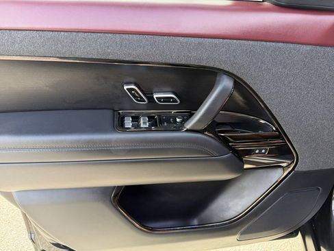 Used 2023 Land Rover Range Rover Sport SE Dynamic image 11