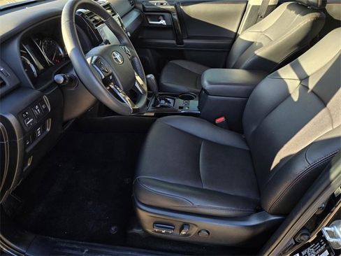 Used 2021 Toyota 4Runner Venture w/ Moonroof Package image 21