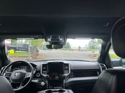 Used 2023 RAM 1500 Laramie AWD/4WD image 14