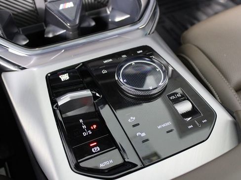 Used 2025 BMW X3 xDrive30i image 13