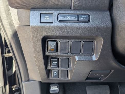 Used 2024 Nissan Frontier Pro-X w/ Technology Package image 12