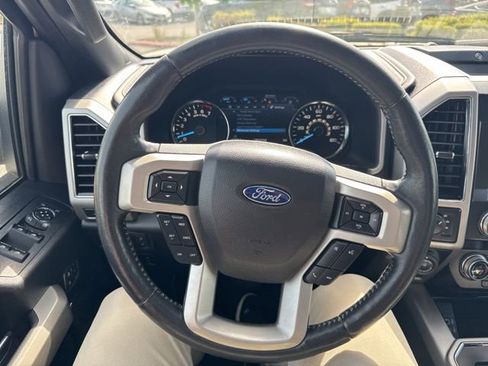 Used 2020 Ford F150 Lariat w/ Equipment Group 502A Luxury AWD/4WD image 17