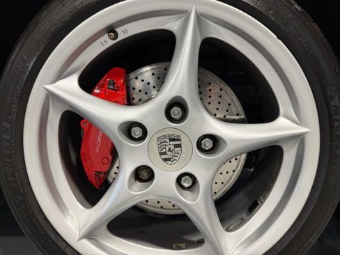 Used 2004 Porsche Boxster S RWD image 9