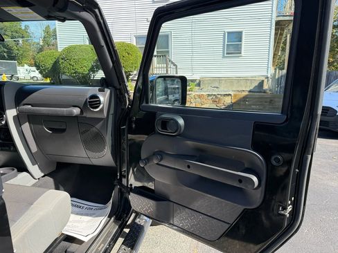 Used 2007 Jeep Wrangler X AWD/4WD image 18