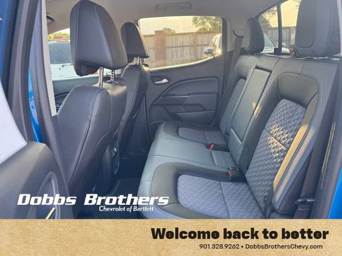 Used 2021 Chevrolet Colorado Z71 AWD/4WD image 17