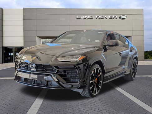 Used 2022 Lamborghini Urus AWD/4WD image 1