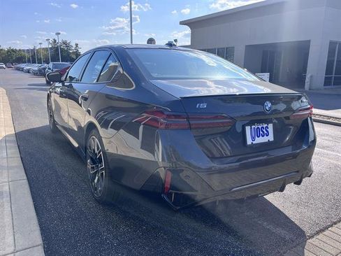 New 2024 BMW i5 M60 w/ Premium Package image 6