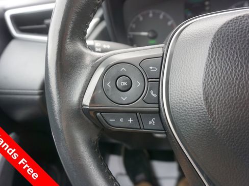 Used 2024 Toyota Corolla Cross AWD Hybrid image 4