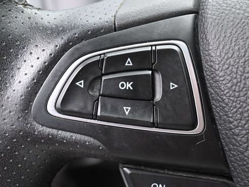 Used 2018 Ford Focus ST w/ Equipment Group 401A FWD image 17