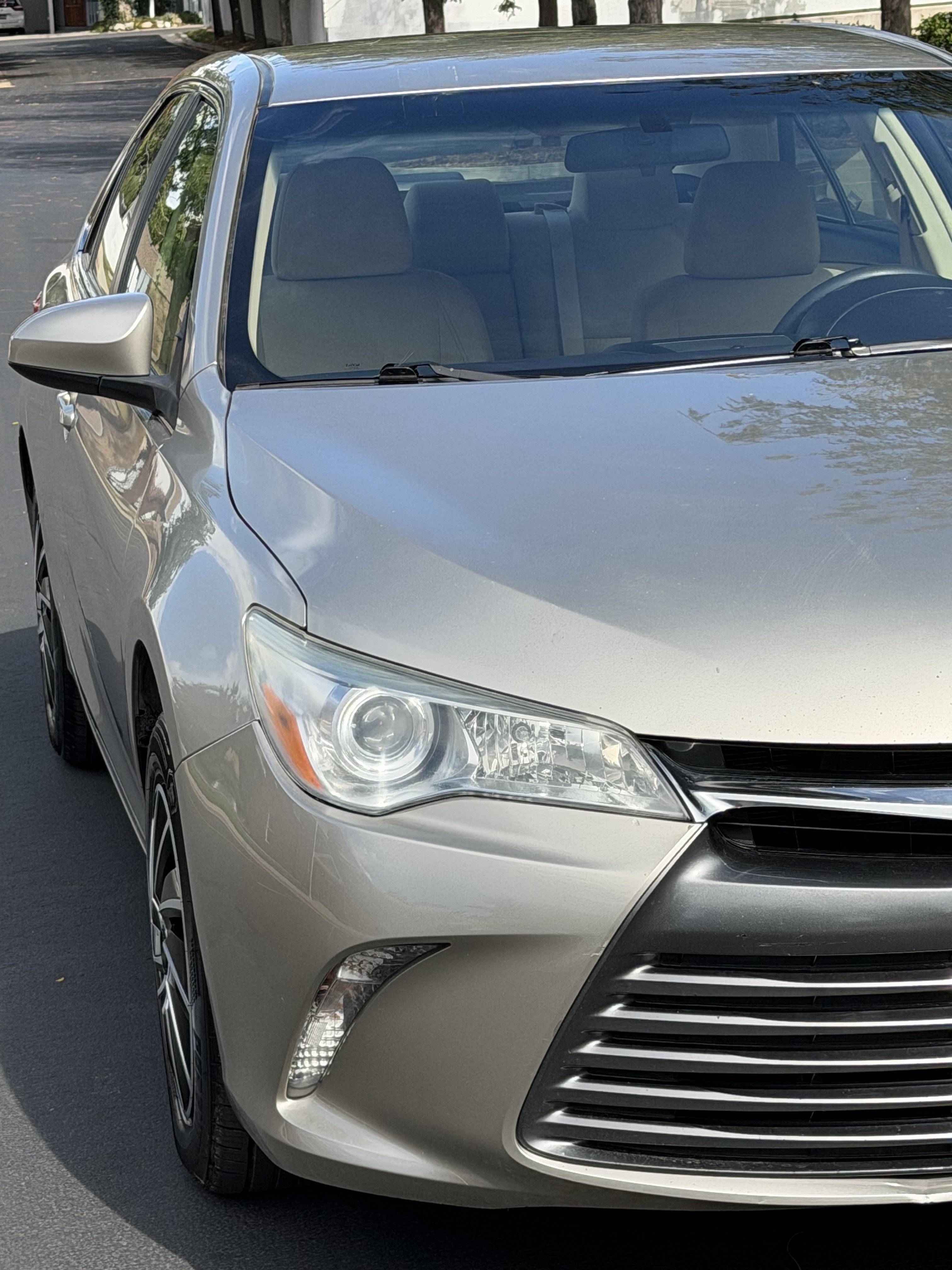 Used 2015 Toyota Camry LE FWD image 10