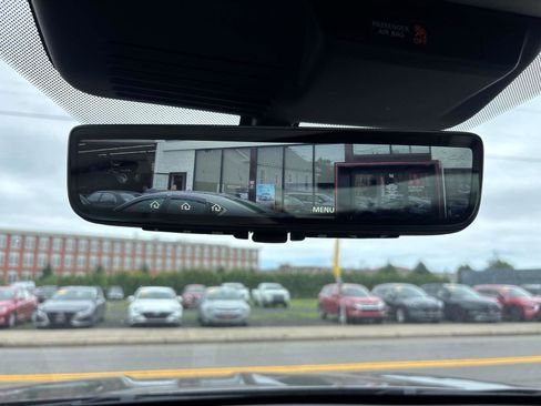 New 2025 Mitsubishi Outlander AWD image 16