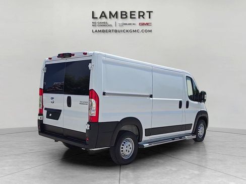 Used 2025 RAM ProMaster 2500 w/ U-Haul Equipment Group FWD image 5