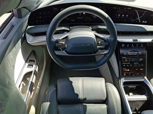 Used 2022 Lucid Air Dream Edition AWD/4WD image 12