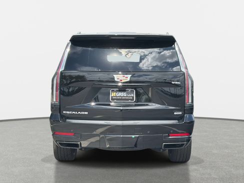 Used 2025 Cadillac Escalade Sport Platinum AWD/4WD image 4