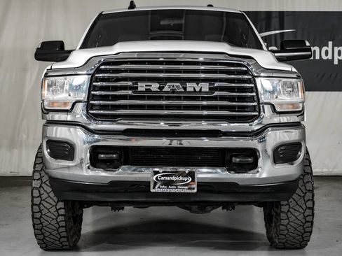 Used 2022 RAM 2500 Big Horn AWD/4WD image 3
