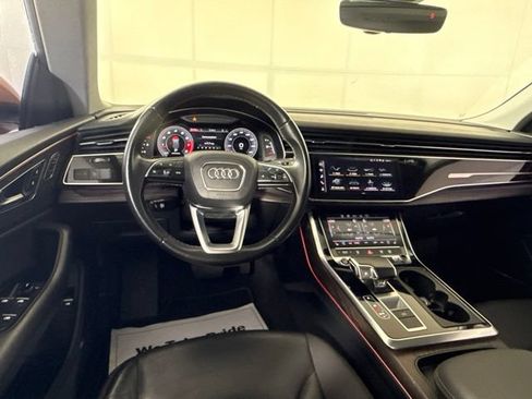 Used 2021 Audi Q8 Premium Plus w/ Premium Plus Package AWD/4WD image 29