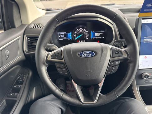 Certified 2023 Ford Edge SEL w/ Convenience Package image 28