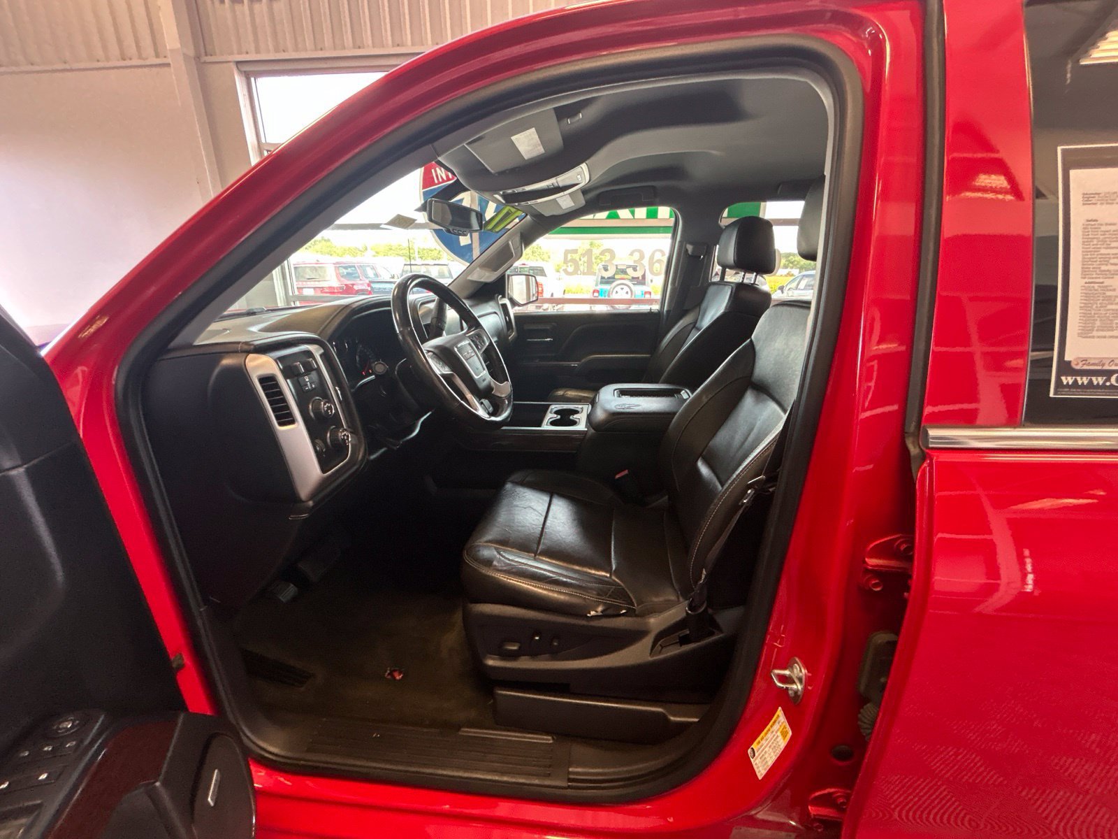Used 2017 GMC Sierra 1500 SLT w/ SLT Premium Package AWD/4WD image 16