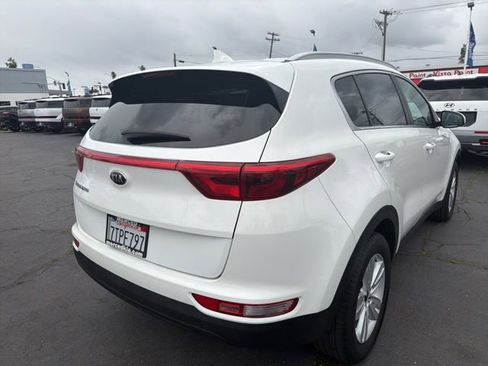 Used 2017 Kia Sportage LX w/ LX Popular Package image 8