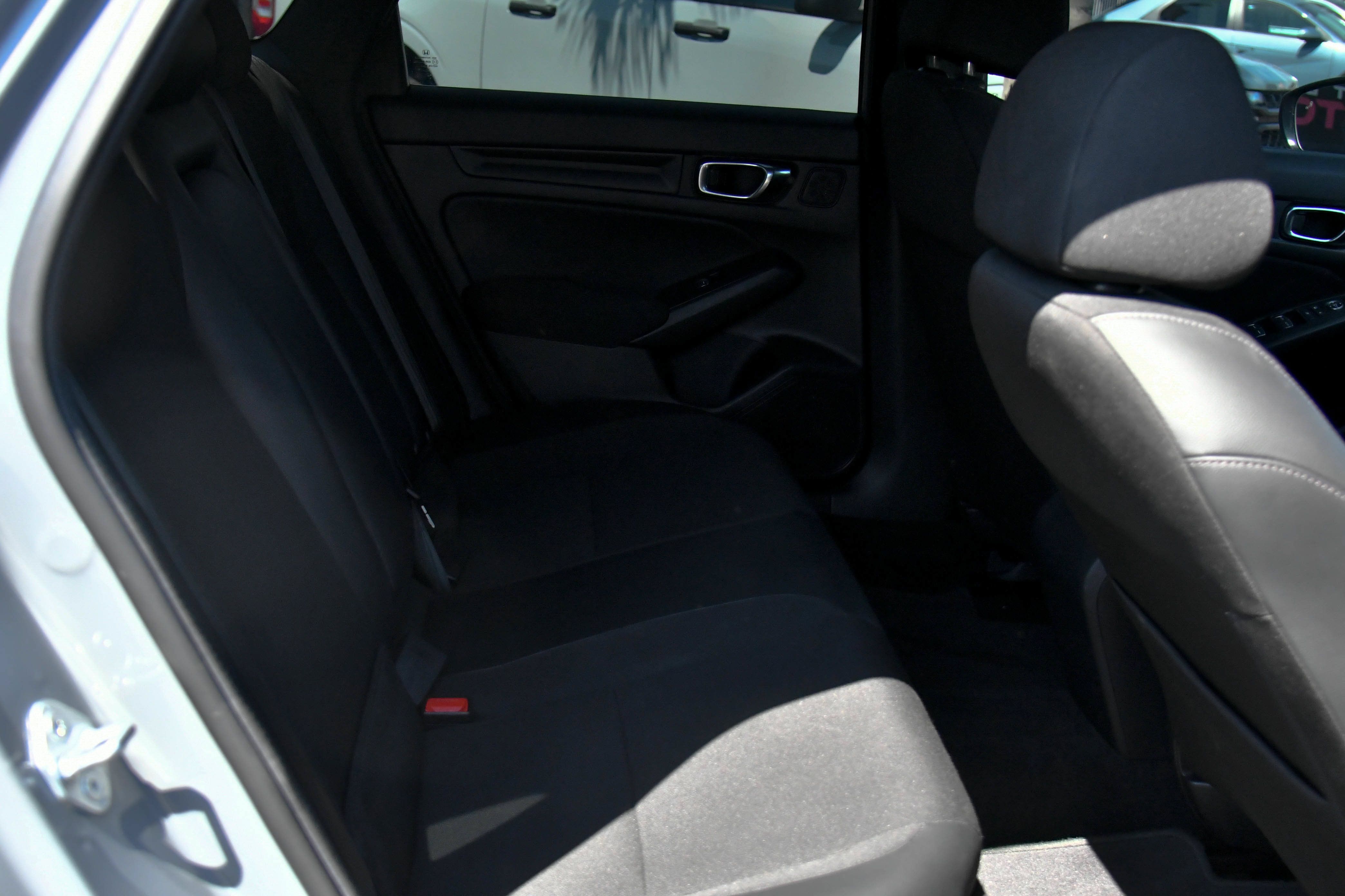 Used 2025 Honda Civic Sport image 39