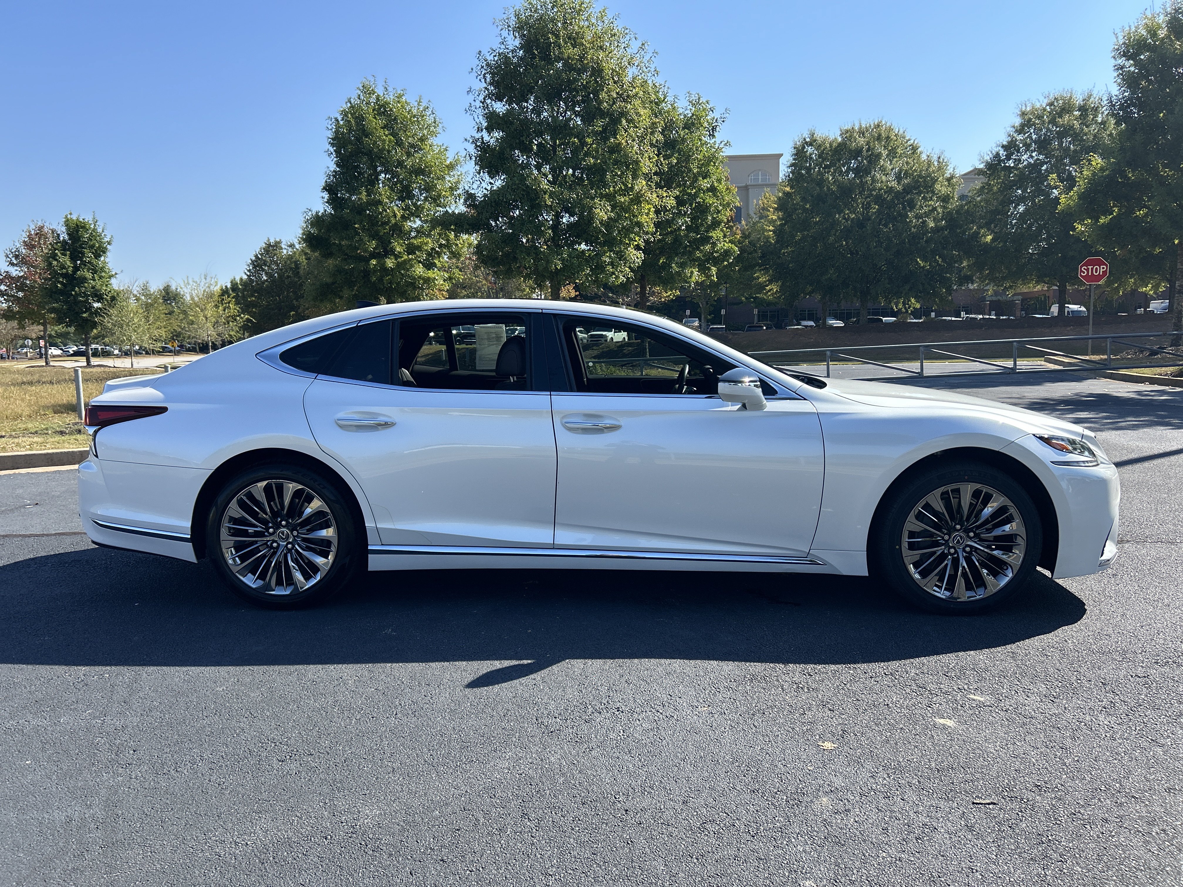 Used 2018 Lexus LS 500 w/ Interior Upgrade Package RWD image 10