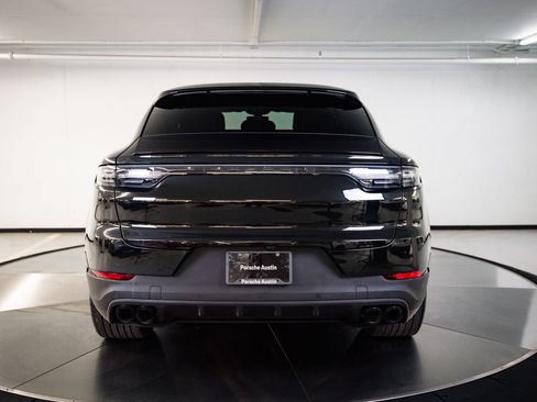 Certified 2023 Porsche Cayenne Platinum Edition AWD/4WD image 6