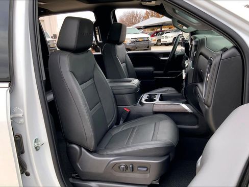 Used 2022 GMC Sierra 3500 Denali image 8