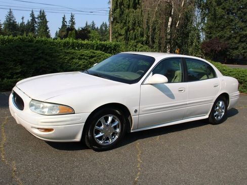 Used 2005 Buick Le Sabre Limited w/ Celebration Edition Package FWD image 1