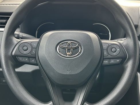 Certified 2025 Toyota RAV4 LE image 19