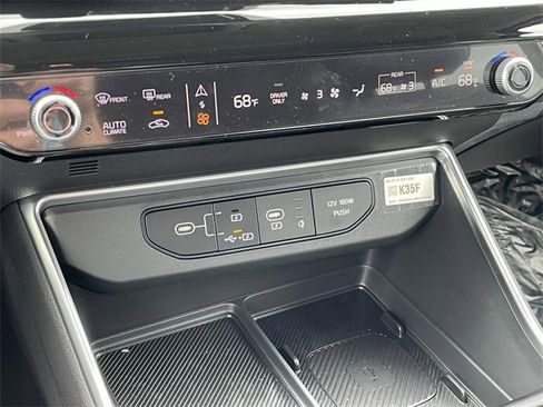 New 2026 Kia Carnival SX Prestige image 36