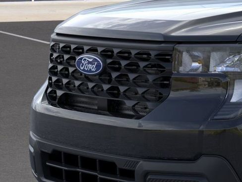 New 2026 Ford Maverick XL image 18